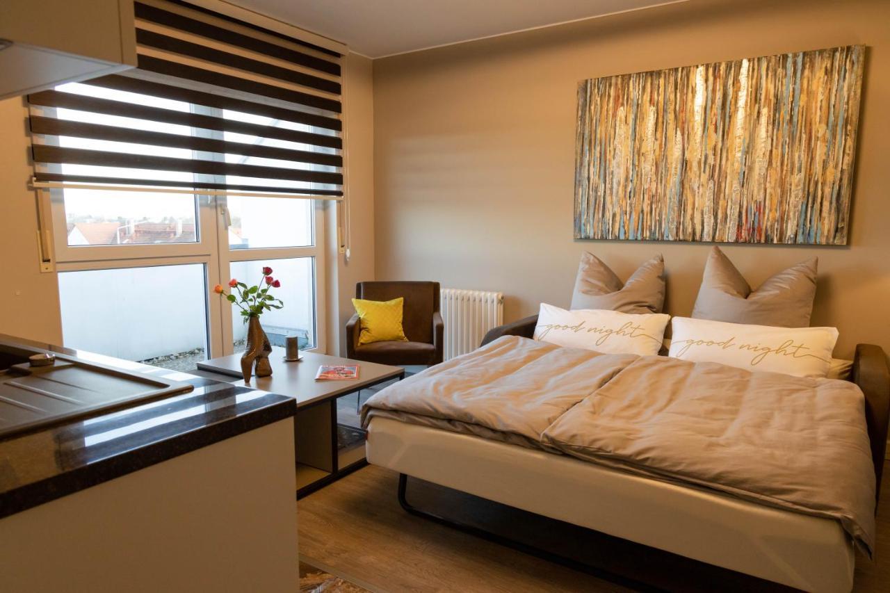 Deluxe Apartment Mit Tiefgarage In Naehe Messe-Bmw-Porsche-Dhl-Flughafen-Flugzeugwerk Der Deutsche Aircraft Leipzig Buitenkant foto