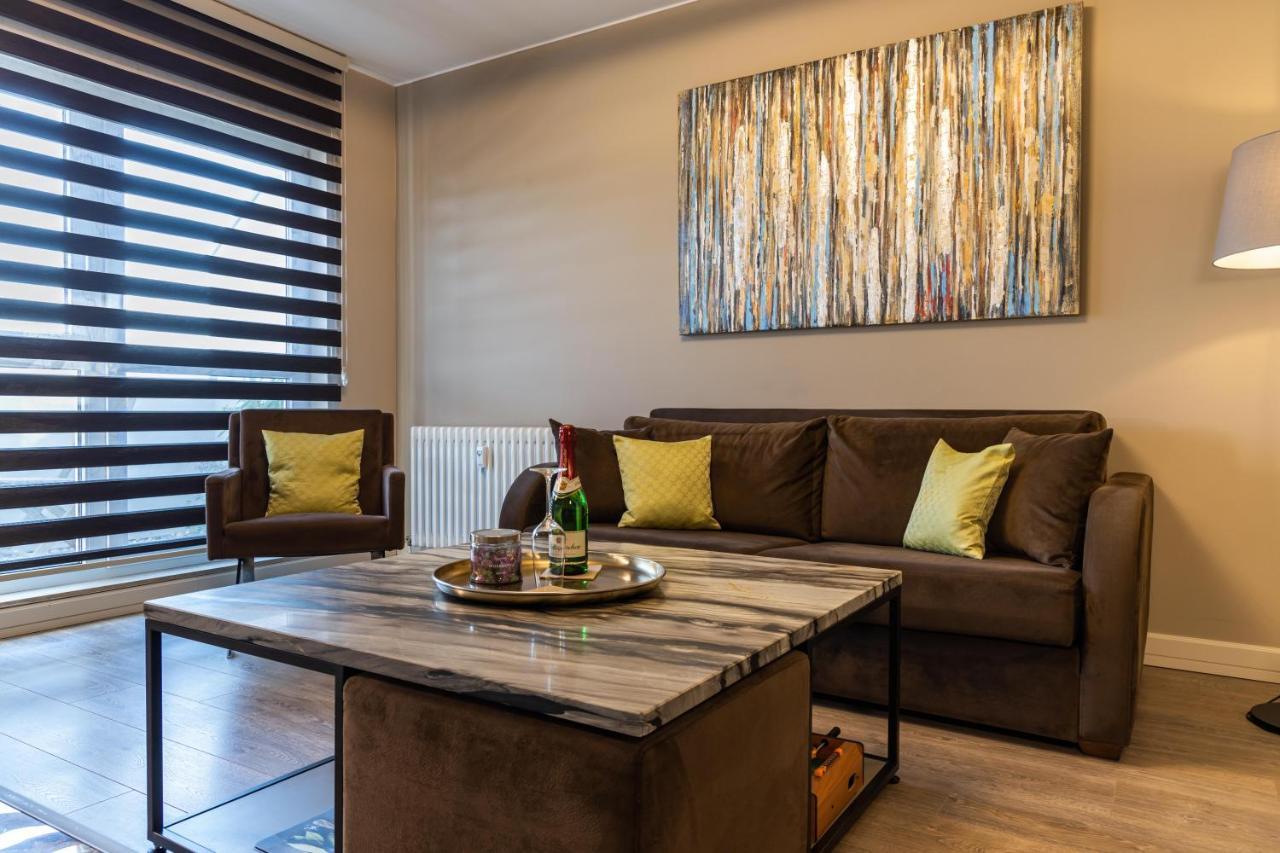 Deluxe Apartment Mit Tiefgarage In Naehe Messe-Bmw-Porsche-Dhl-Flughafen-Flugzeugwerk Der Deutsche Aircraft Leipzig Buitenkant foto