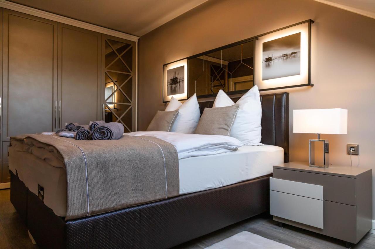 Deluxe Apartment Mit Tiefgarage In Naehe Messe-Bmw-Porsche-Dhl-Flughafen-Flugzeugwerk Der Deutsche Aircraft Leipzig Buitenkant foto
